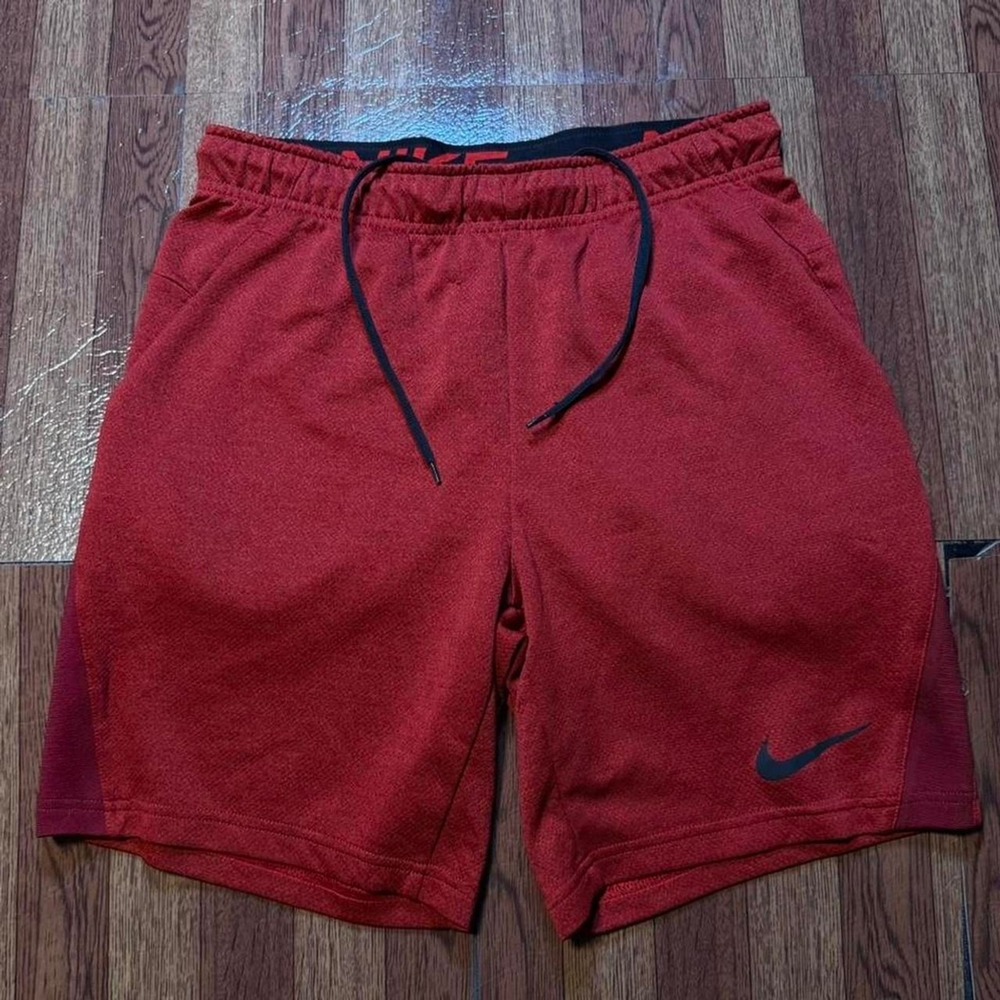 Nike Red Dri-Fit Retro Sportswear Running Train Short Small